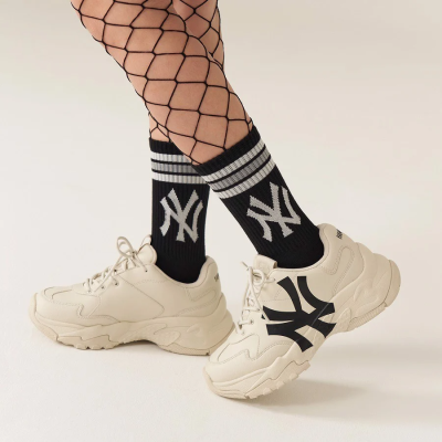 Giày MLB BigBall Chunky A New York Yankees Beige hc101n 50bgs 48381535770109929 92ff32b3e19d4b96929c33310d324815 master c16b6aed6bc94c7c92aed9f3f5a45178 1024x1024