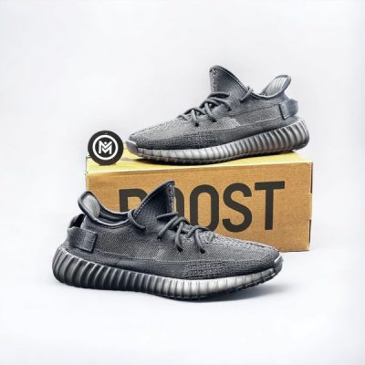 Giày Adidas Yeezy Boost 350 V2 Onyx - HQ4540 Giày Adidas Yeezy Boost 350 V2 Onyx