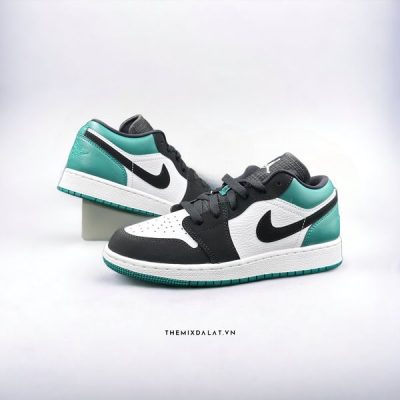 Giày Nike Air Jordan 1 Low GS 'Mystic Green' 361559171 739266394875727 5916298212957496511 n