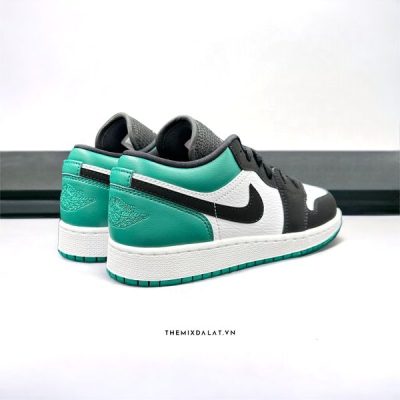 Giày Nike Air Jordan 1 Low GS 'Mystic Green' 361635365 739266384875728 5858965155057246467 n