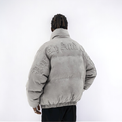 e526d90f 606d 49c8 93cd b28c5bf0cc1a PhotoRoom