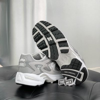 Giày New Balance 725 Grey Giày New Balance 725 Grey