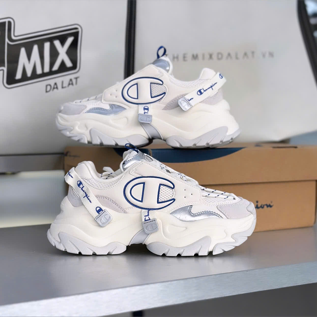 Giày Champion Champ XXL Aurora White Silver Giày Champion Champ XXL Aurora White Silver