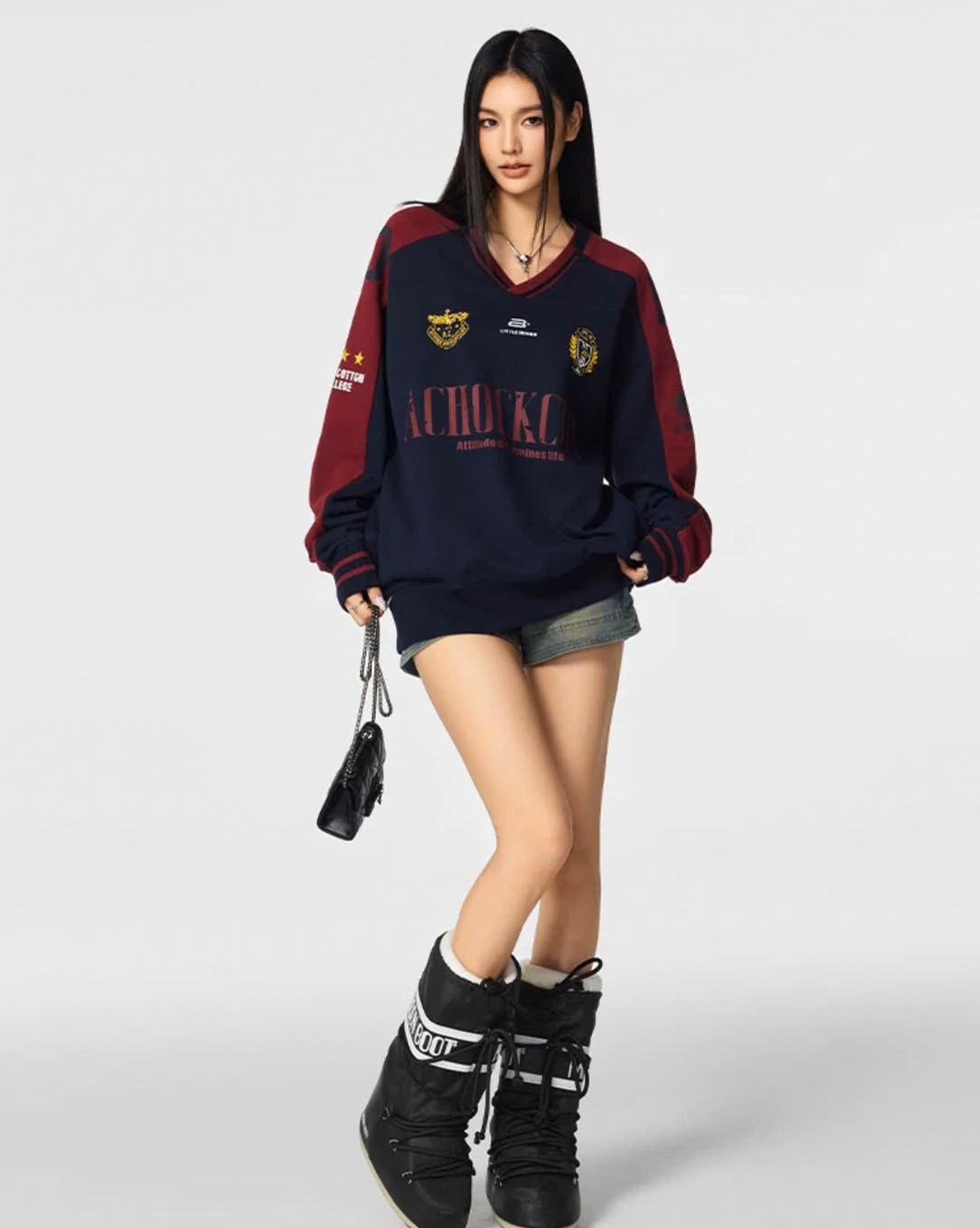 Sweater Achock V-Neck Sweater Achock V-Neck