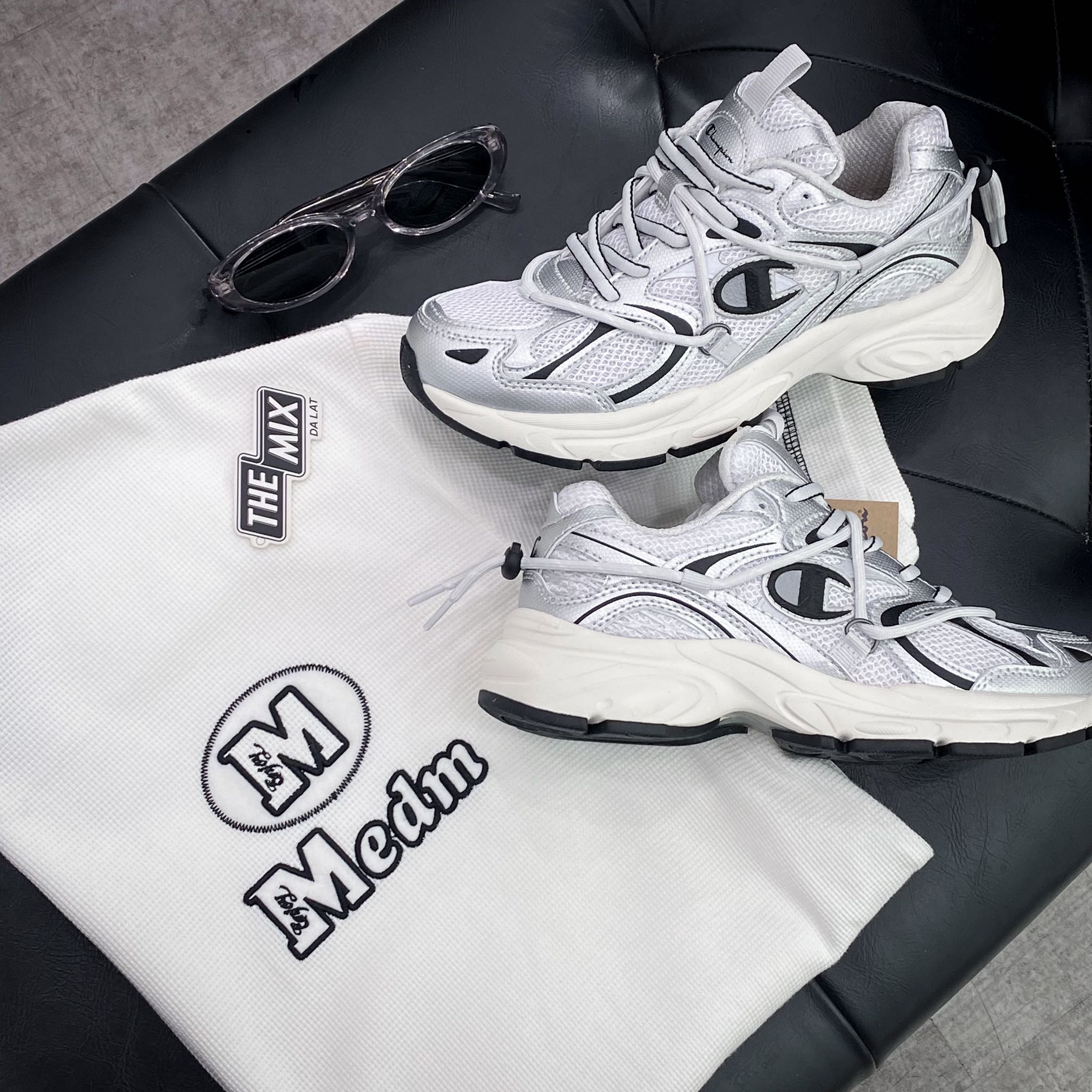 Giày Champion Y2K White Silver Giày Champion Y2K White Silver