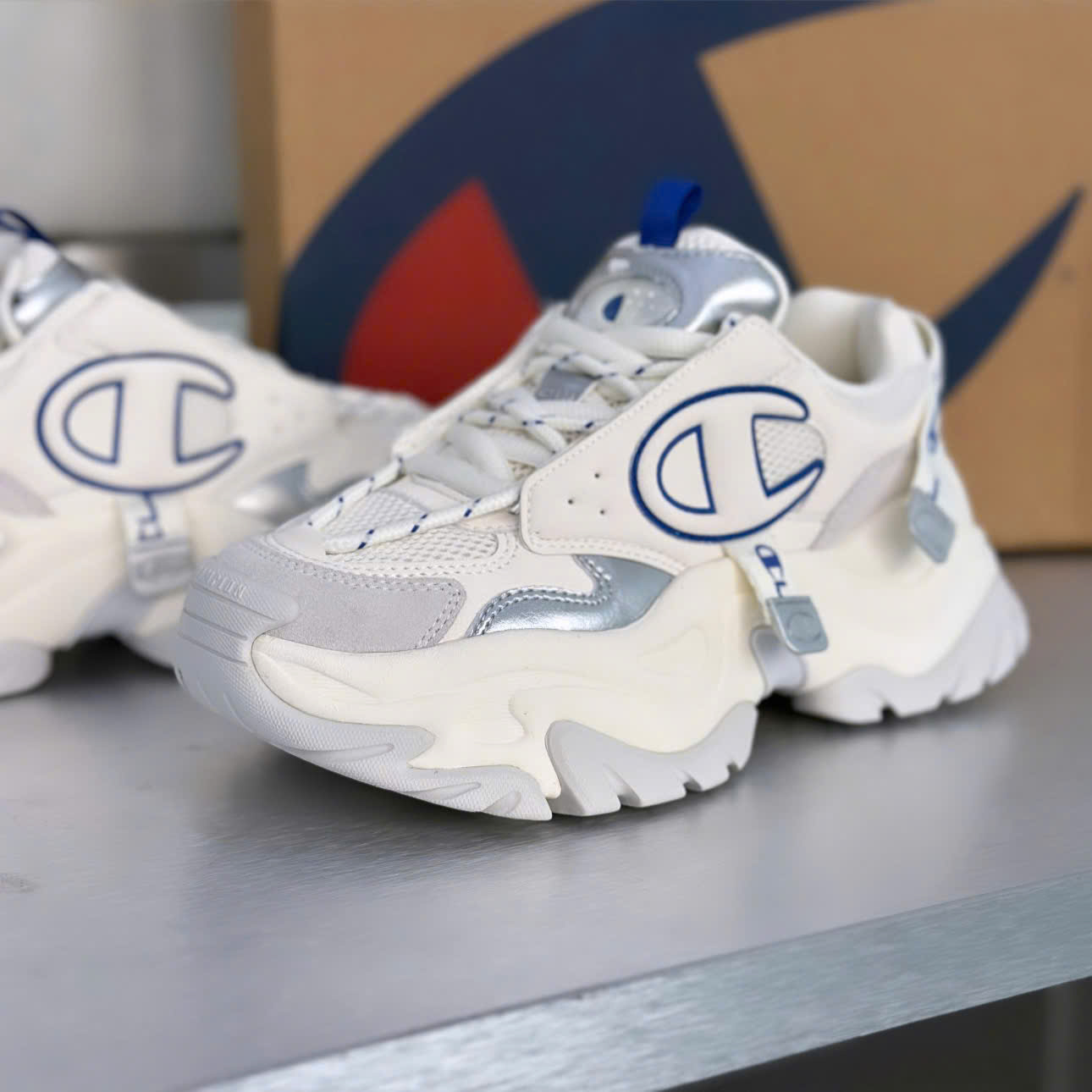 Giày Champion Champ XXL Aurora White Silver Giày Champion Champ XXL Aurora White Silver
