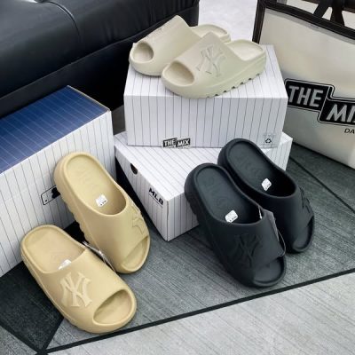 Dép MLB Skipper Slide New York Yankees Cream