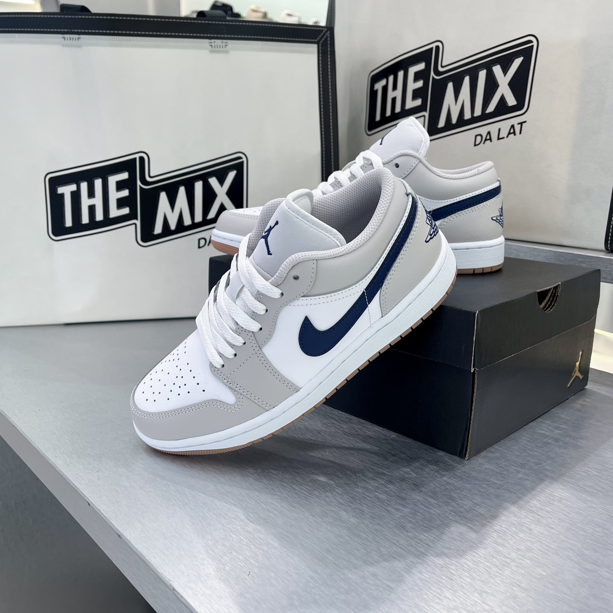 Giày Nike Air Jordan 1 Low Georgetown Giày Nike Air Jordan 1 Low Georgetown