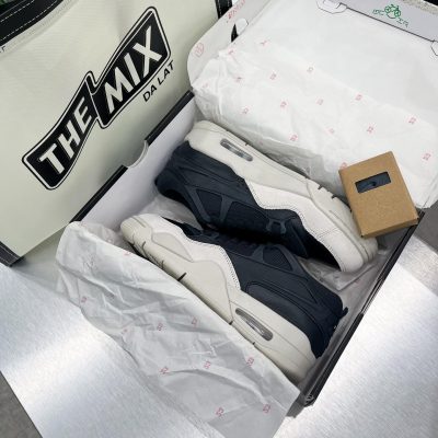 Giày Nike Air Jordan 4 RM Black Light Giày Nike Air Jordan 4 RM Black Light