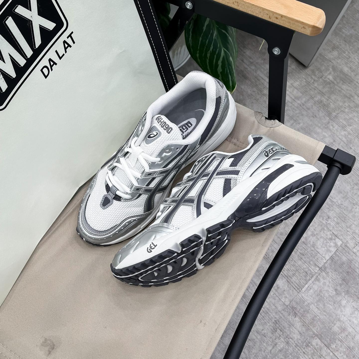 Giày ASICS GEL-1090 Grey Black Giày ASICS GEL-1090 Grey Black