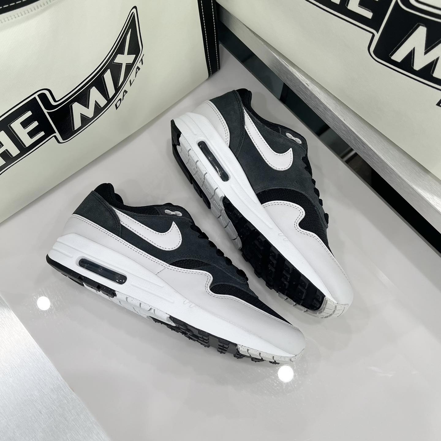Giày Nike Air Max 1 Off Noir Giày Nike Air Max 1 Off Noir