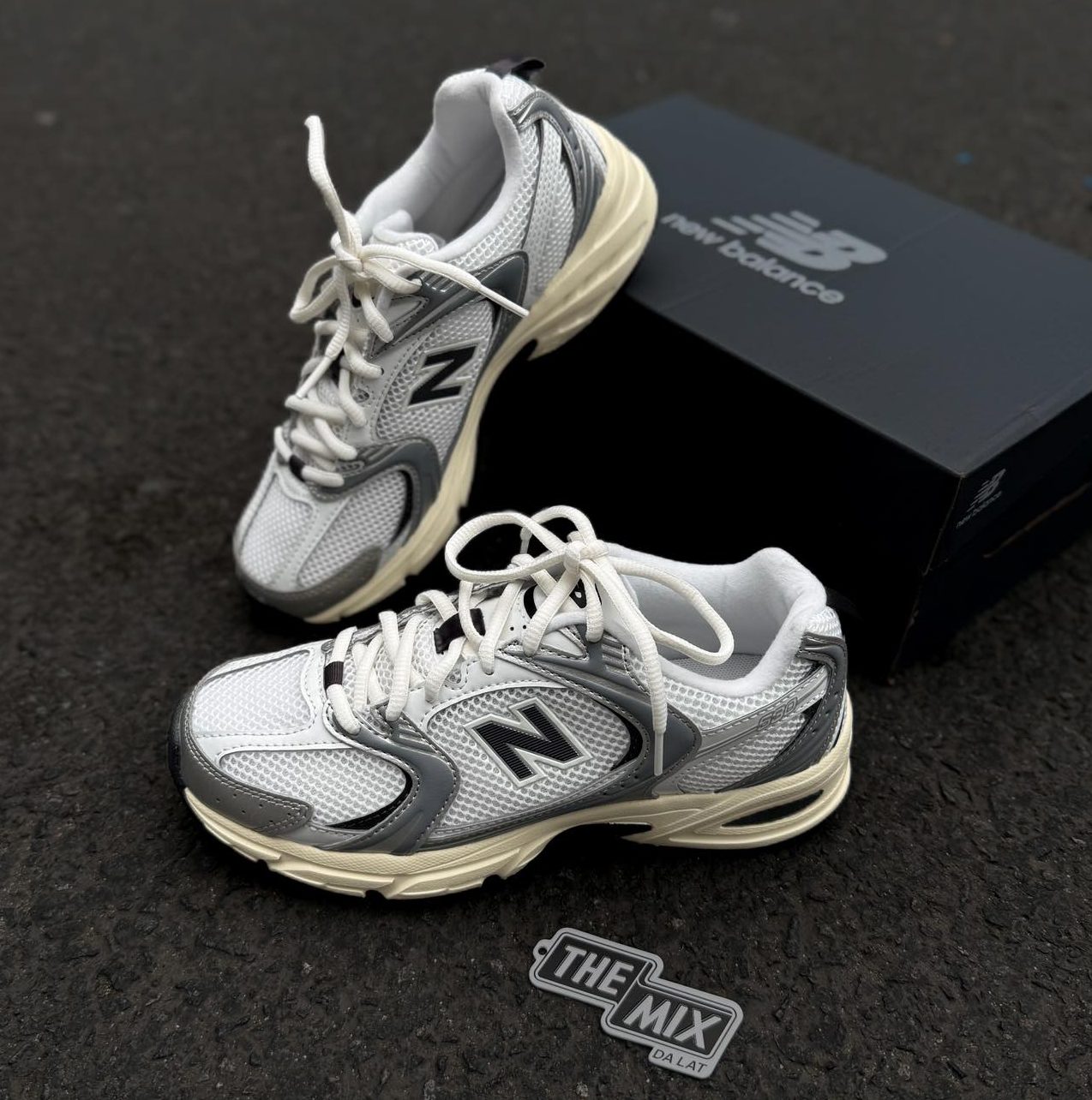 Giày New Balance 530 Silver Metallic Black Cement Giày New Balance 530 Silver Metallic Black Cement