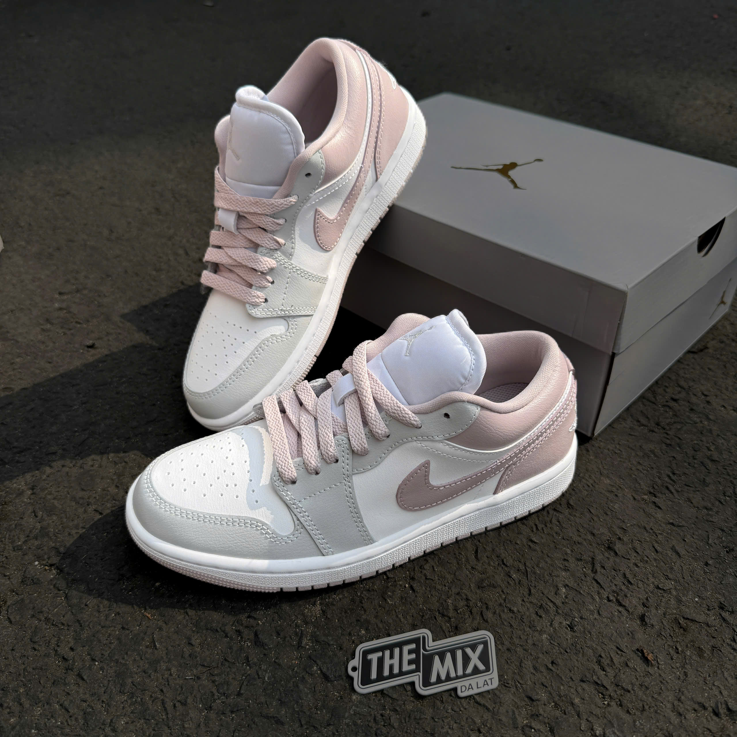 Giày Nike Air Jordan 1 Low Particle Rose 31