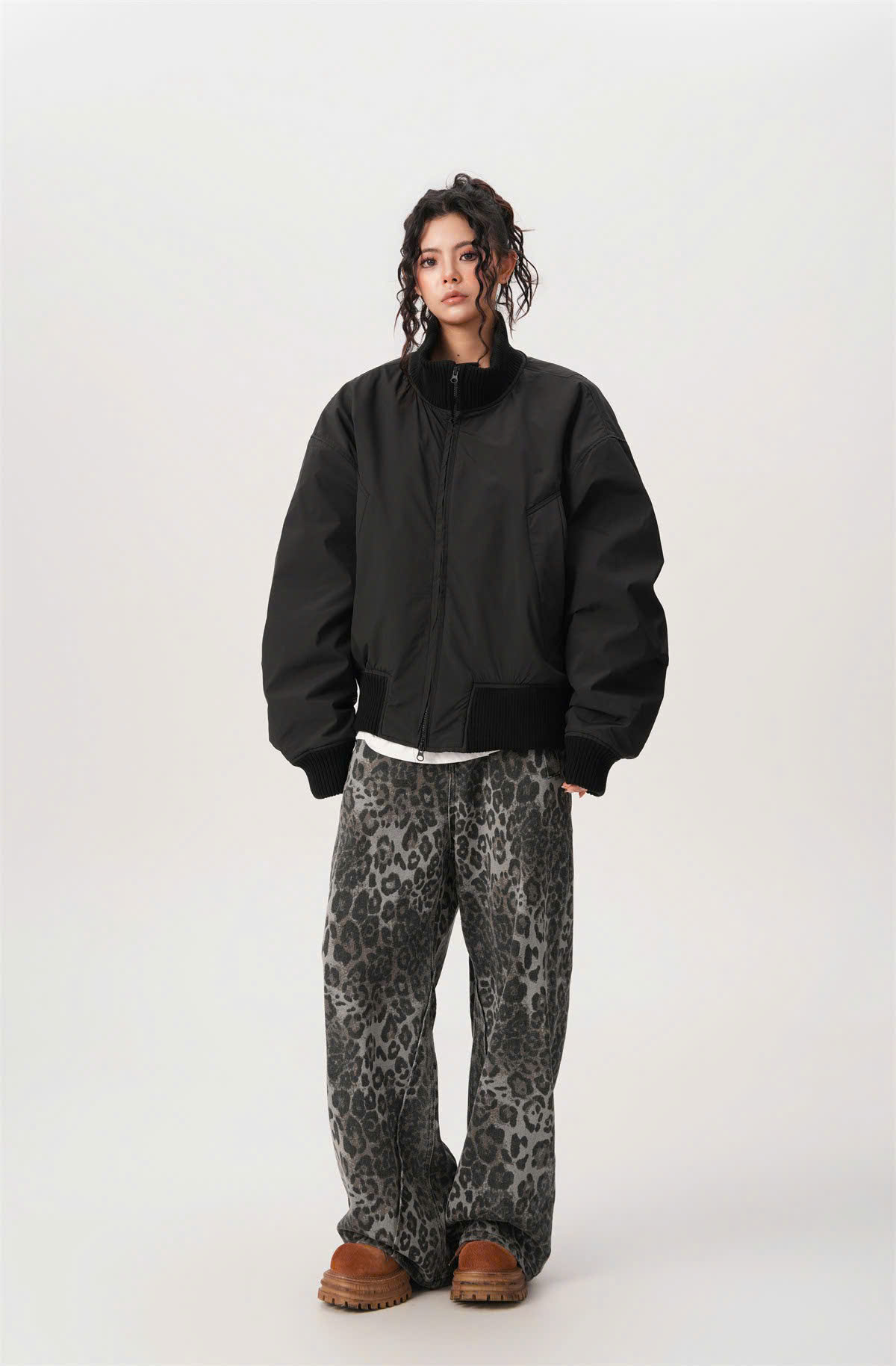 Áo Khoác Bomber Đen Oversize Bo Chun Áo Khoác Bomber Đen Oversize Bo Chun