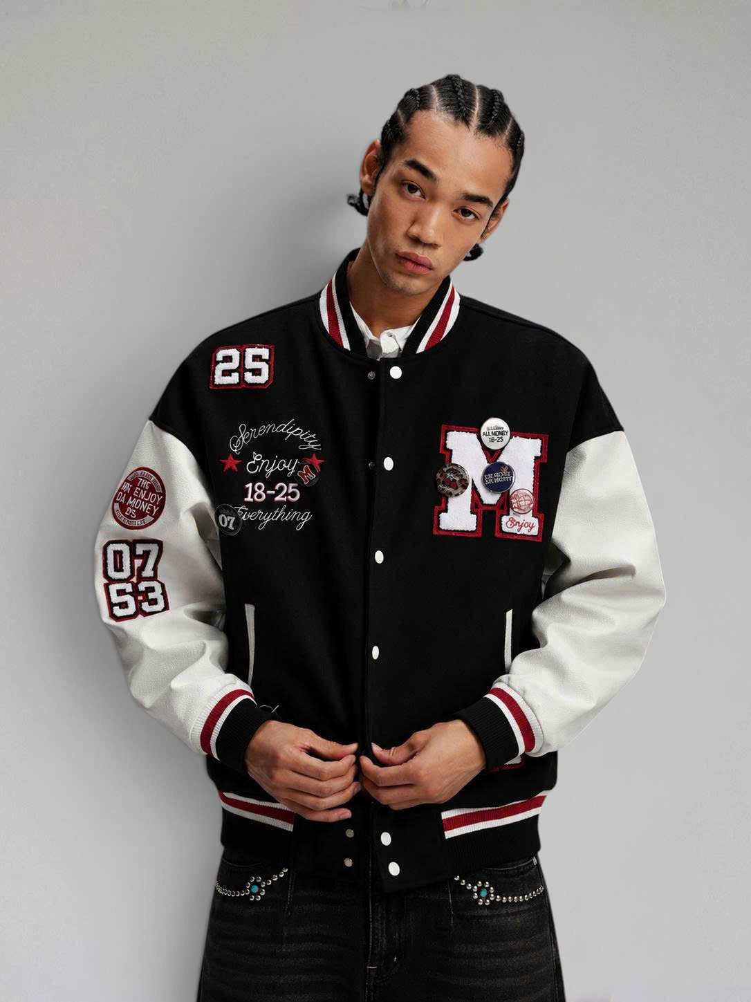 Áo Varsity MEDM Black Lapel Pin 26