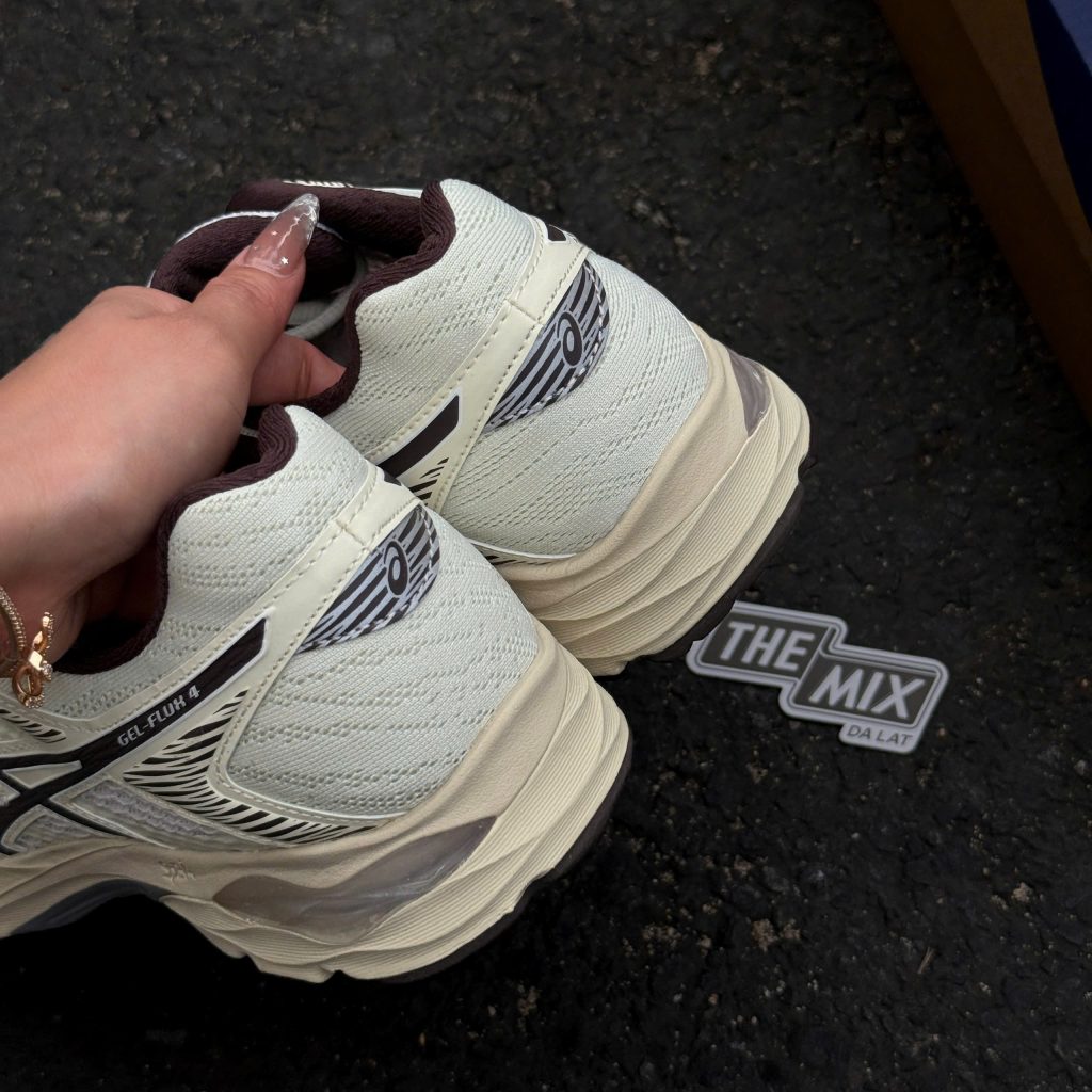 Giày Asics Flux 4 Birch/Coffee Giày Asics Flux 4 Birch/Coffee