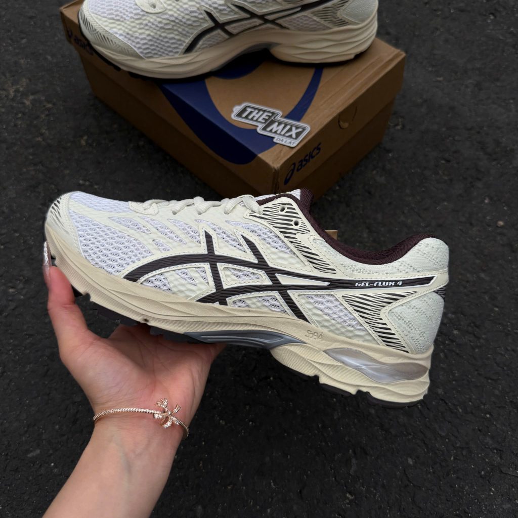 Giày Asics Flux 4 Birch/Coffee Giày Asics Flux 4 Birch/Coffee