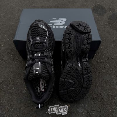 Giày New Balance 1906r All Black