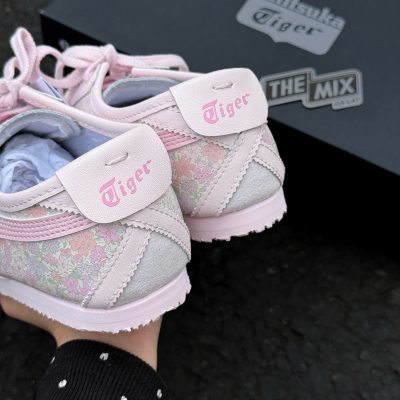Giày Onitsuka Tiger Mexico 66 Floral Print Crystal Pink Giày Onitsuka Tiger Mexico 66 Floral Print Crystal Pink