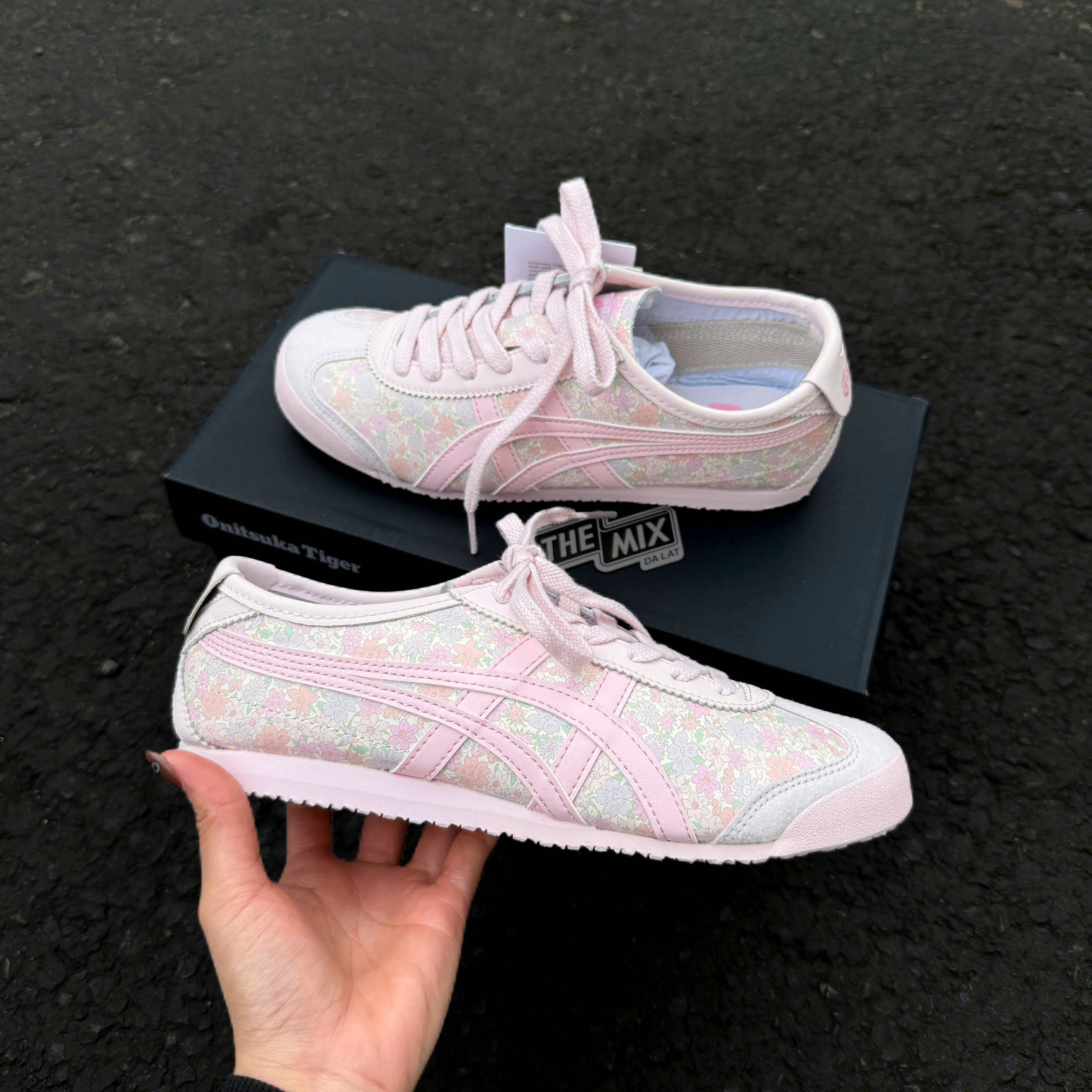 Giày Onitsuka Tiger Mexico 66 Floral Print Crystal Pink Giày Onitsuka Tiger Mexico 66 Floral Print Crystal Pink