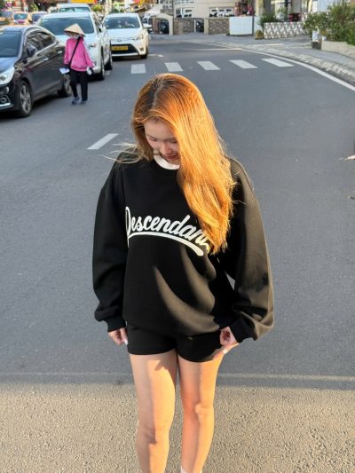 Sweater DESCENDANT Đen 26