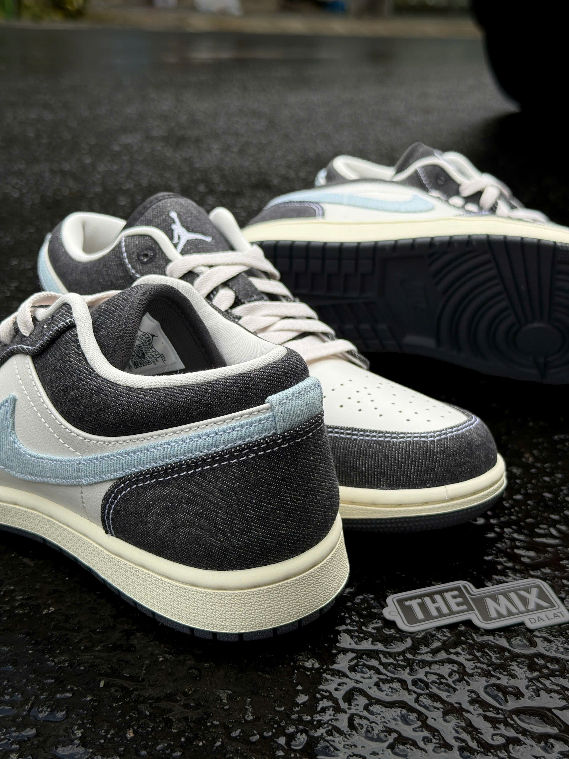Giày Jordan 1 Low SE “Black Light Armory Blue” 26 Giày Jordan 1 Low SE “Black Light Armory Blue” 26