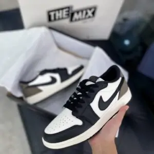 Giày Air Jordan 1 Low OG Mocha